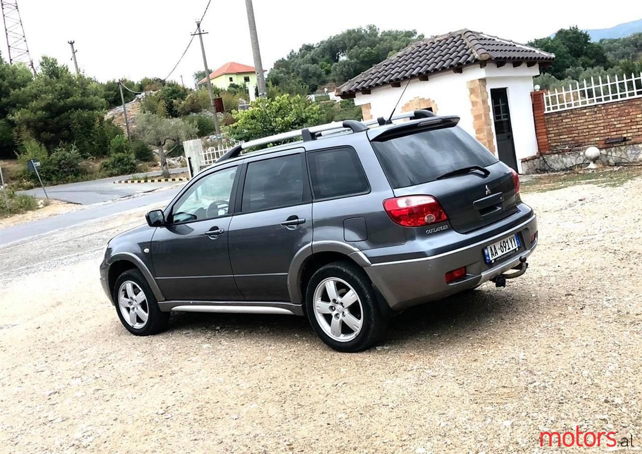 2006' Mitsubishi Outlander photo #4