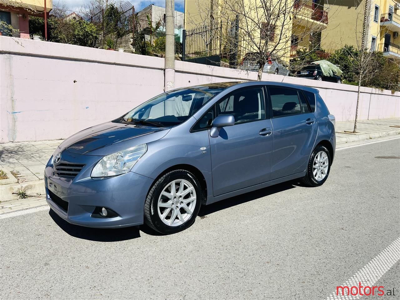 2009' Toyota Verso photo #5