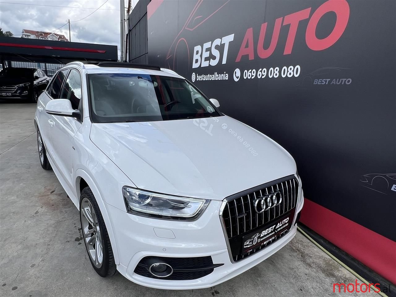 2015' Audi Q3 photo #3