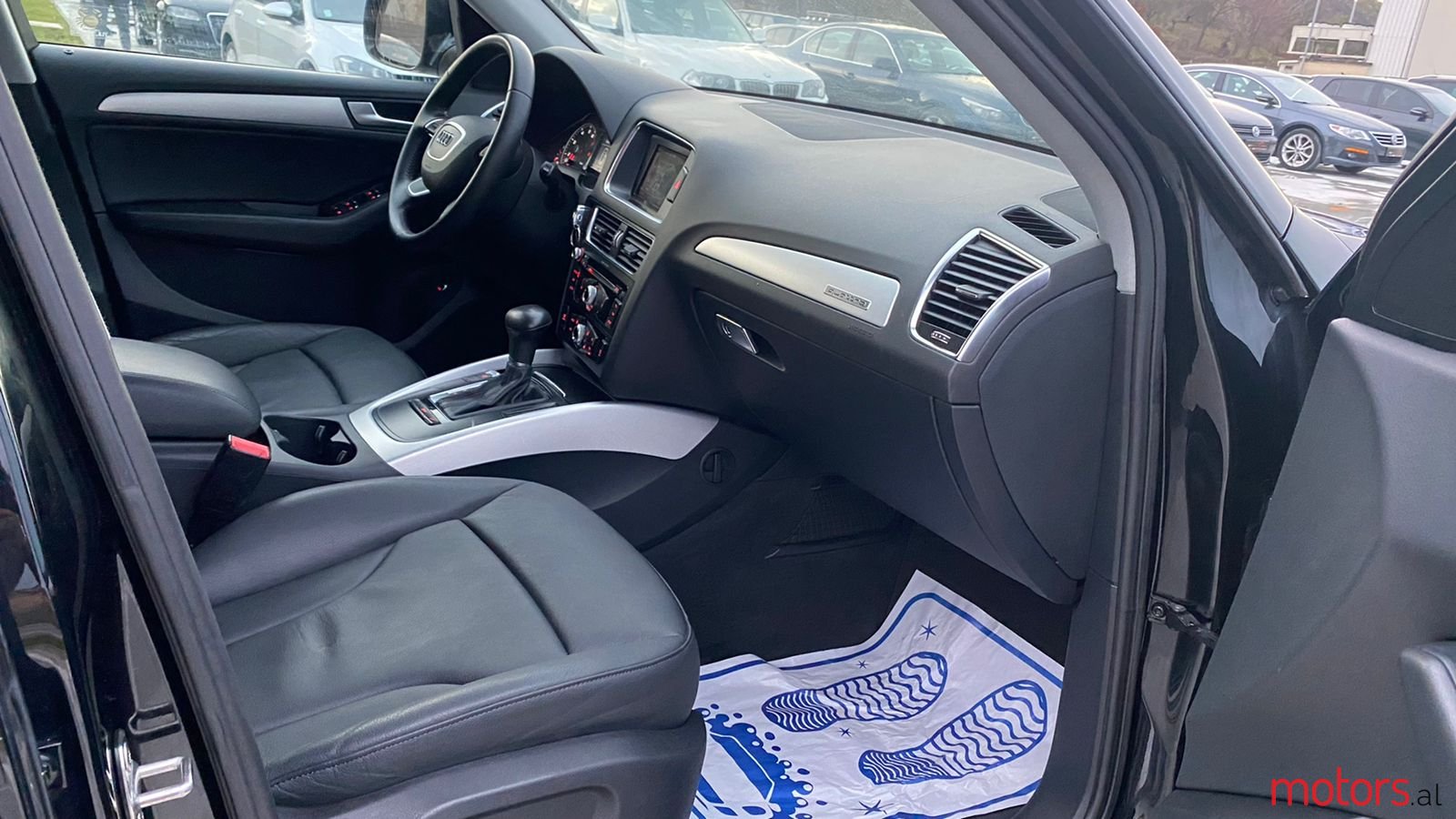 2013' Audi Q5 photo #5