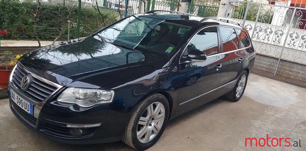 2010' Volkswagen Passat photo #1