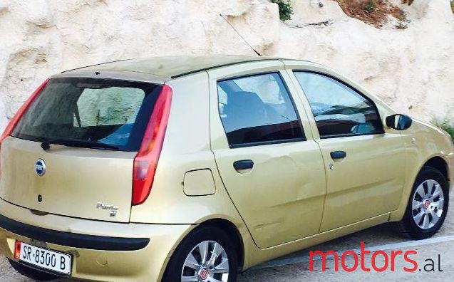 2000' Fiat Punto photo #1