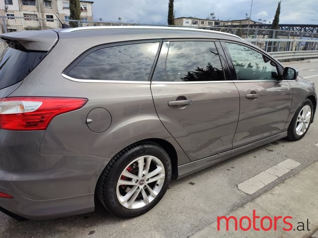 2013' Ford Focus photo #5