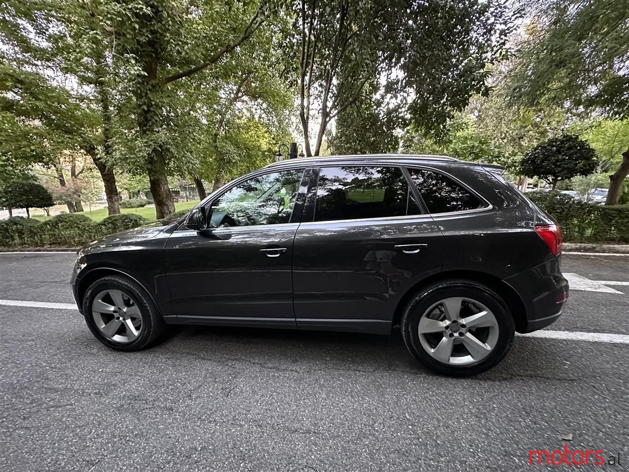 2011' Audi Q5 photo #4