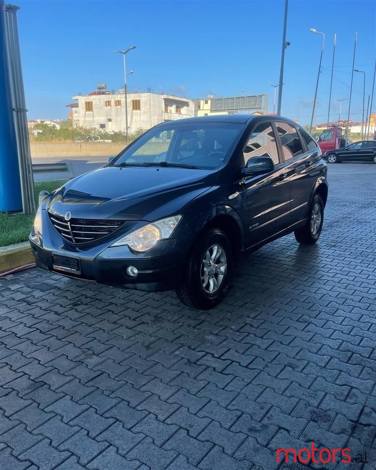 2010' SsangYong Actyon photo #1