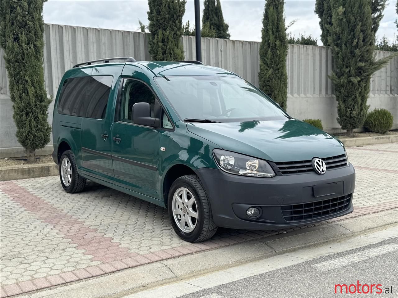 2012' Volkswagen Caddy photo #3