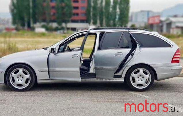 2005' Mercedes-Benz C-Class photo #1