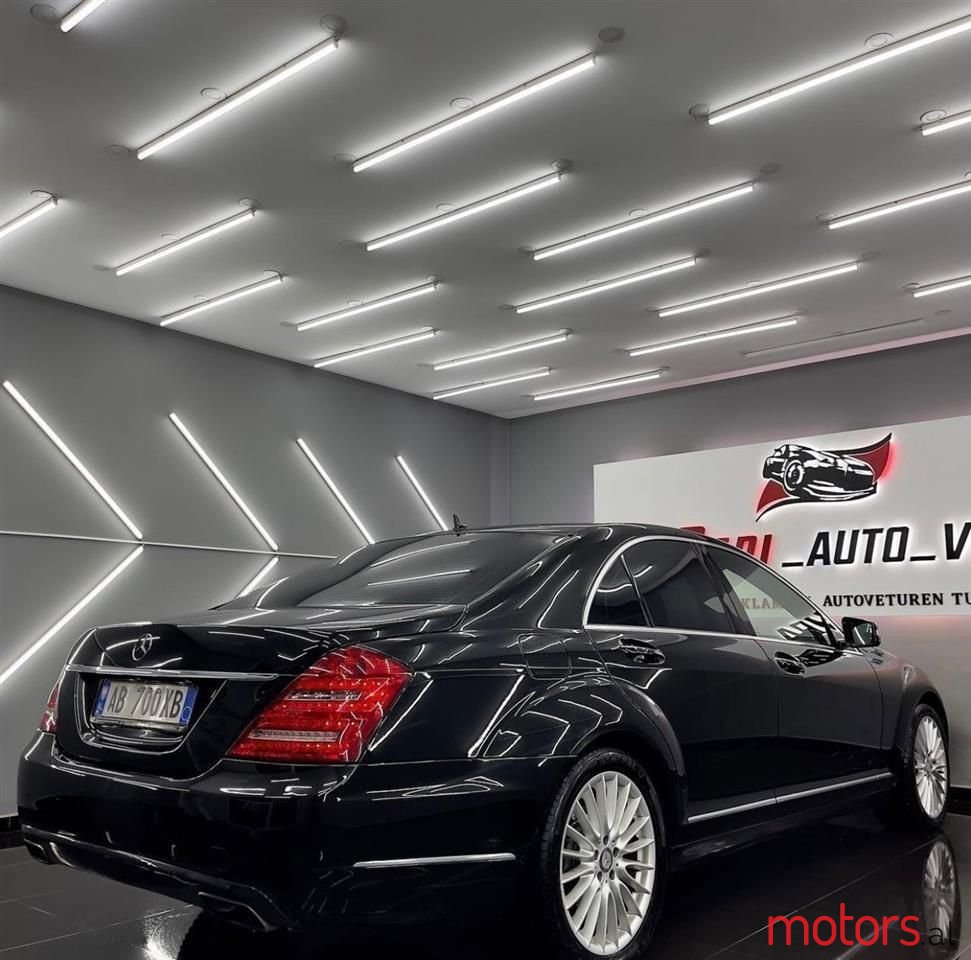 2010' Mercedes-Benz S 350 photo #5