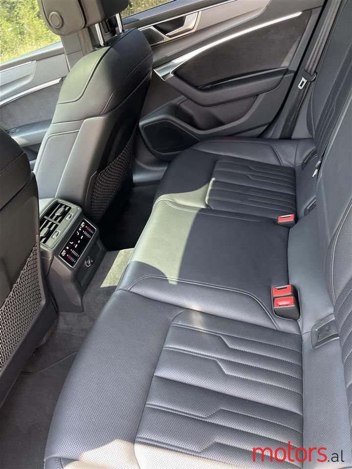 2019' Audi A7 photo #5