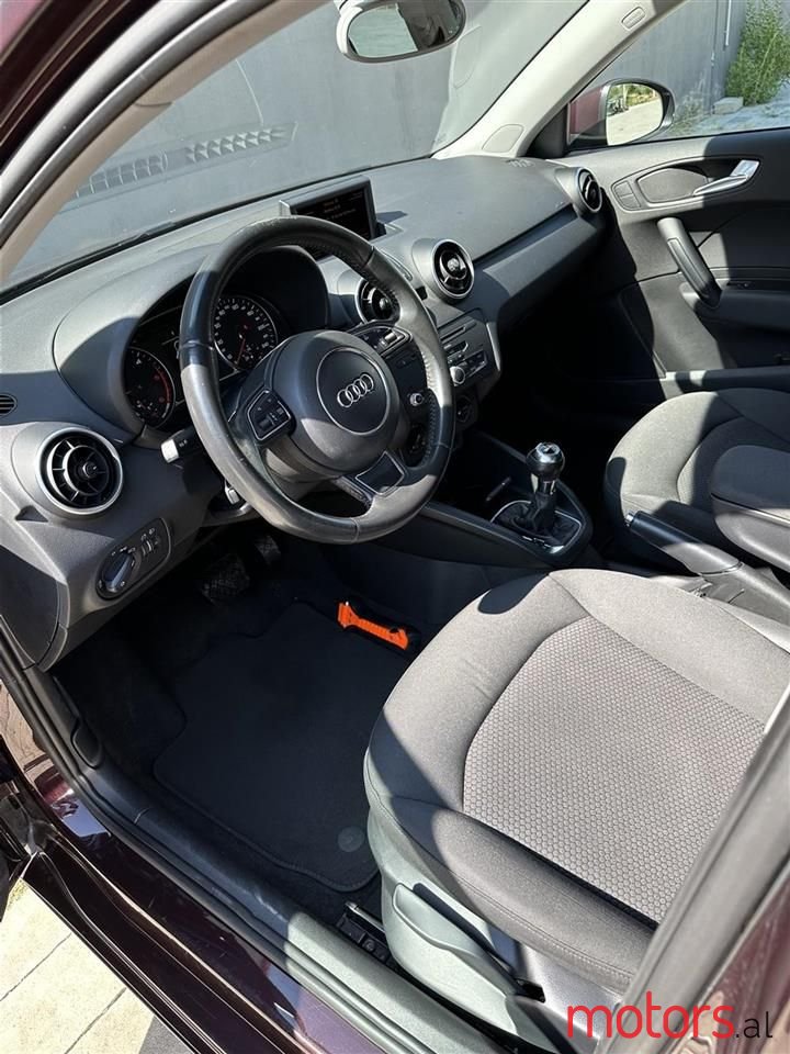 2012' Audi A1 photo #2