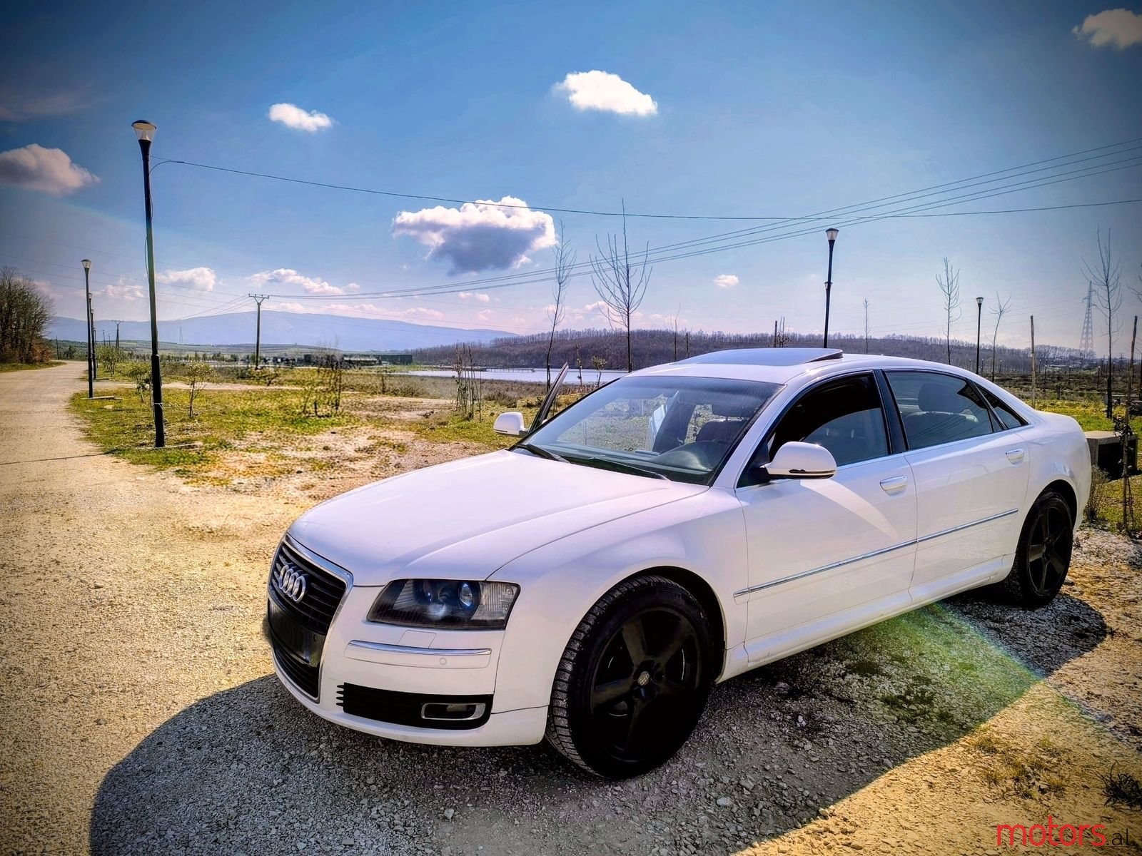 2010' Audi A8 photo #2