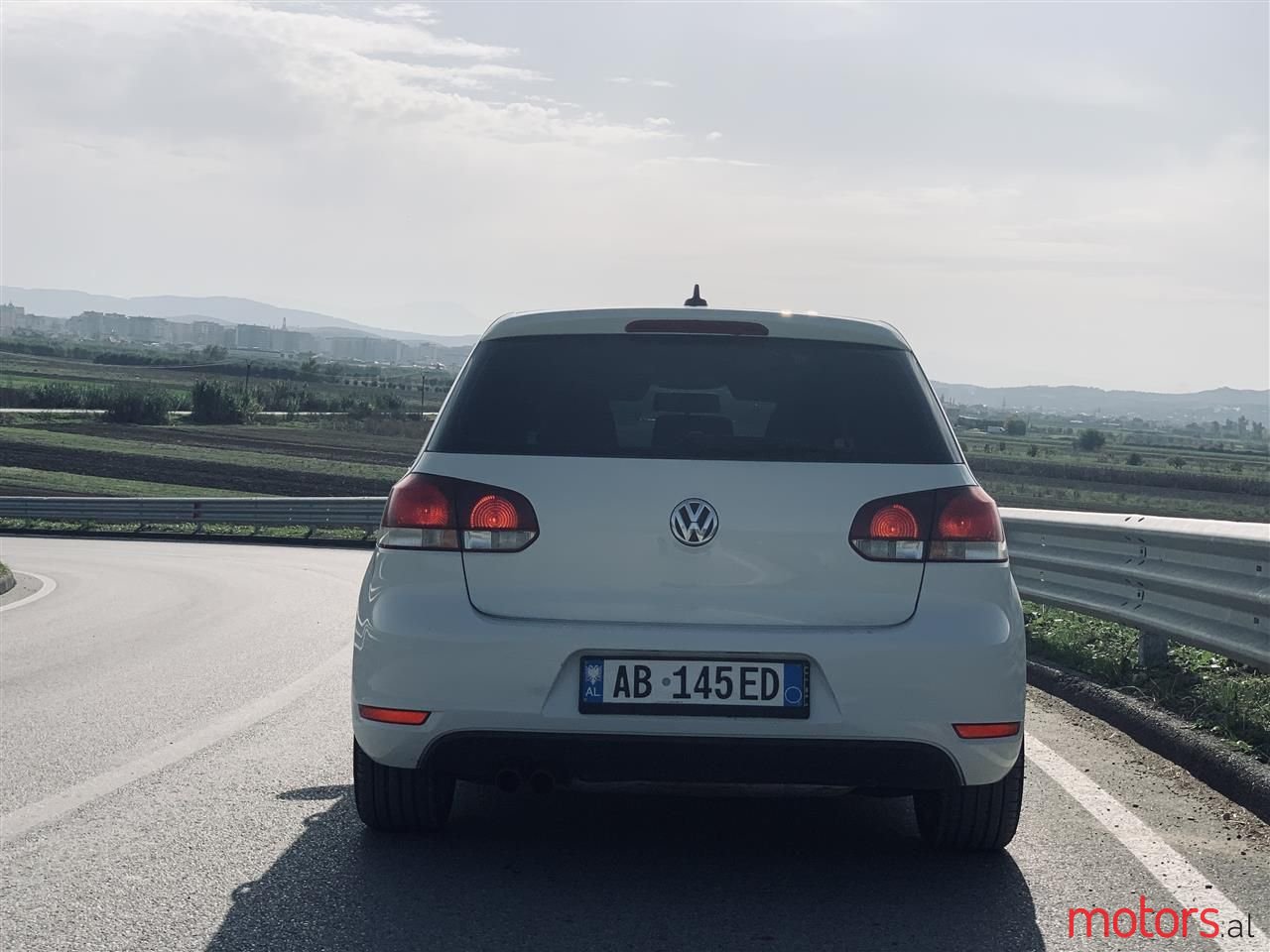 2012' Volkswagen Golf photo #5