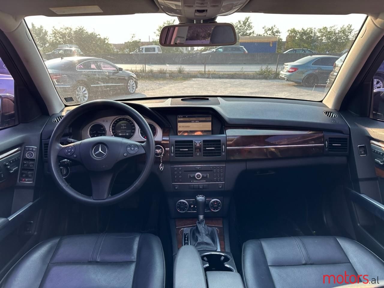 2011' Mercedes-Benz GLK 220 photo #6