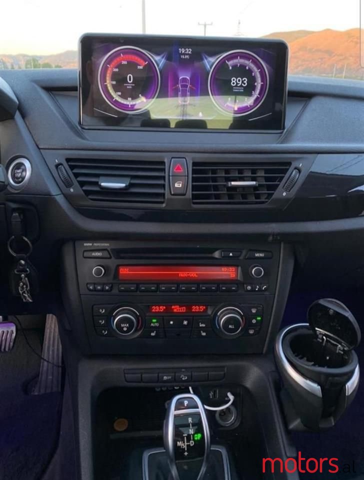 2013' BMW X1 photo #6