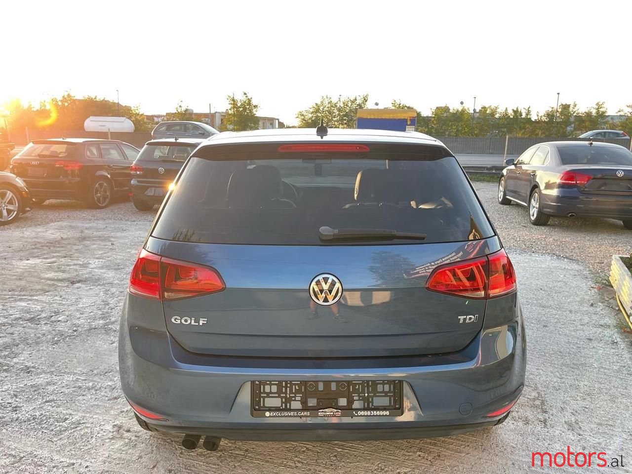 2015' Volkswagen Golf photo #5