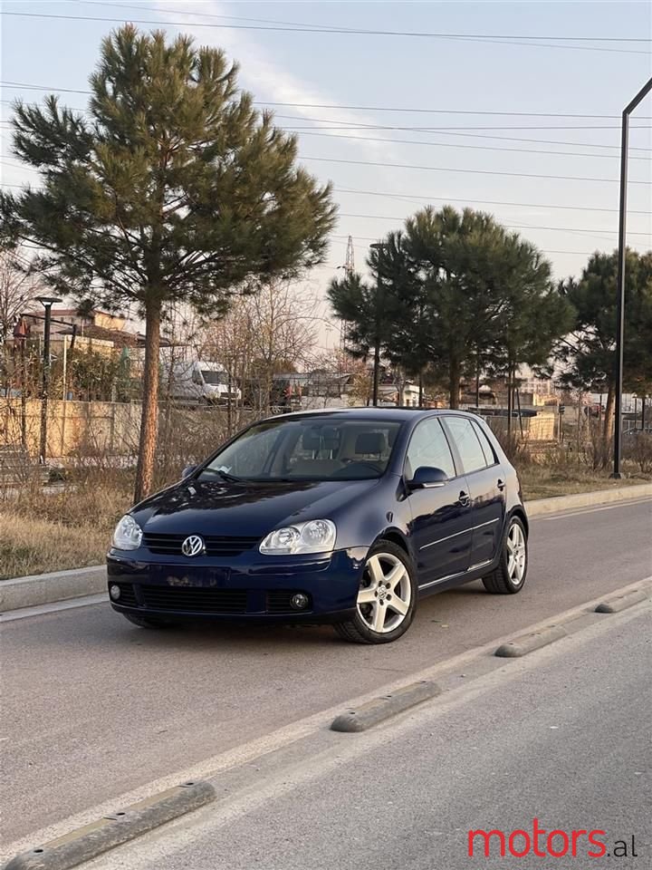 2006' Volkswagen Golf photo #4