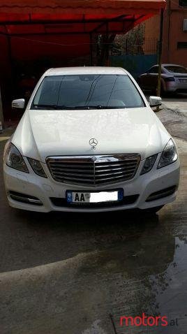 2012' Mercedes-Benz E-Class photo #3