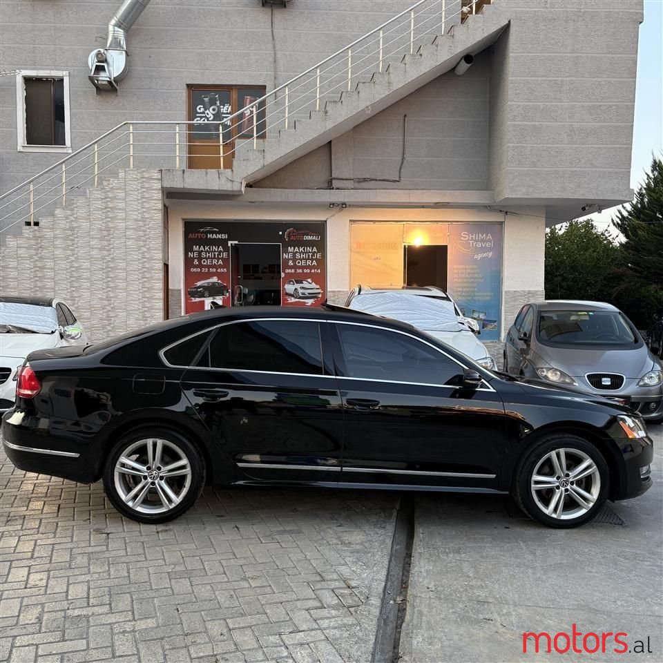 2014' Volkswagen Passat photo #4