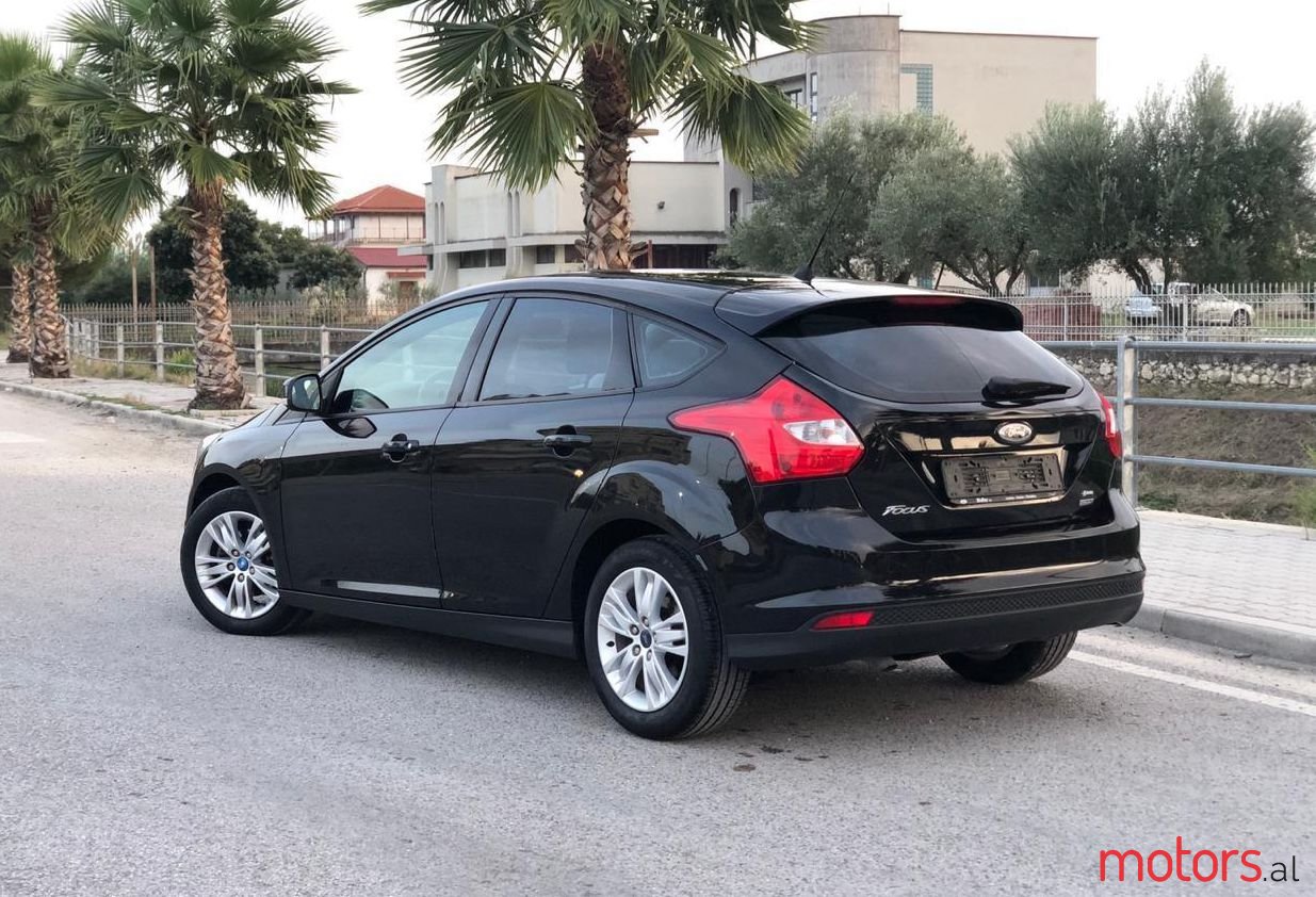 2013' Ford Focus photo #1