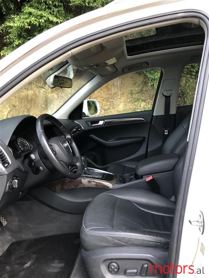 2011' Audi Q5 photo #4