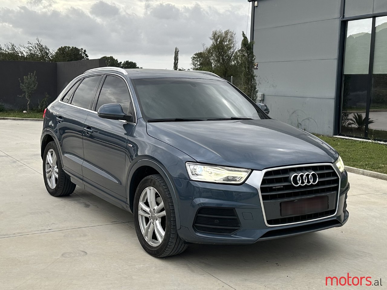 2016' Audi Q3 photo #2