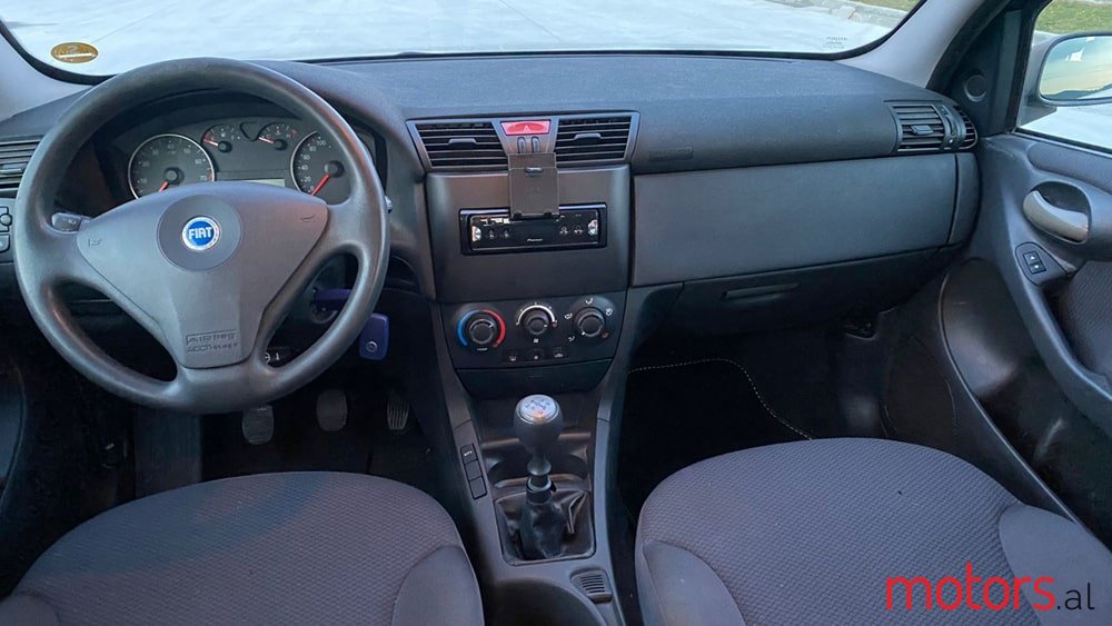 2004' Fiat Stilo photo #6