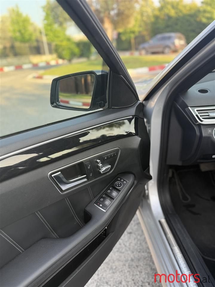 2016' Mercedes-Benz E 220 photo #6