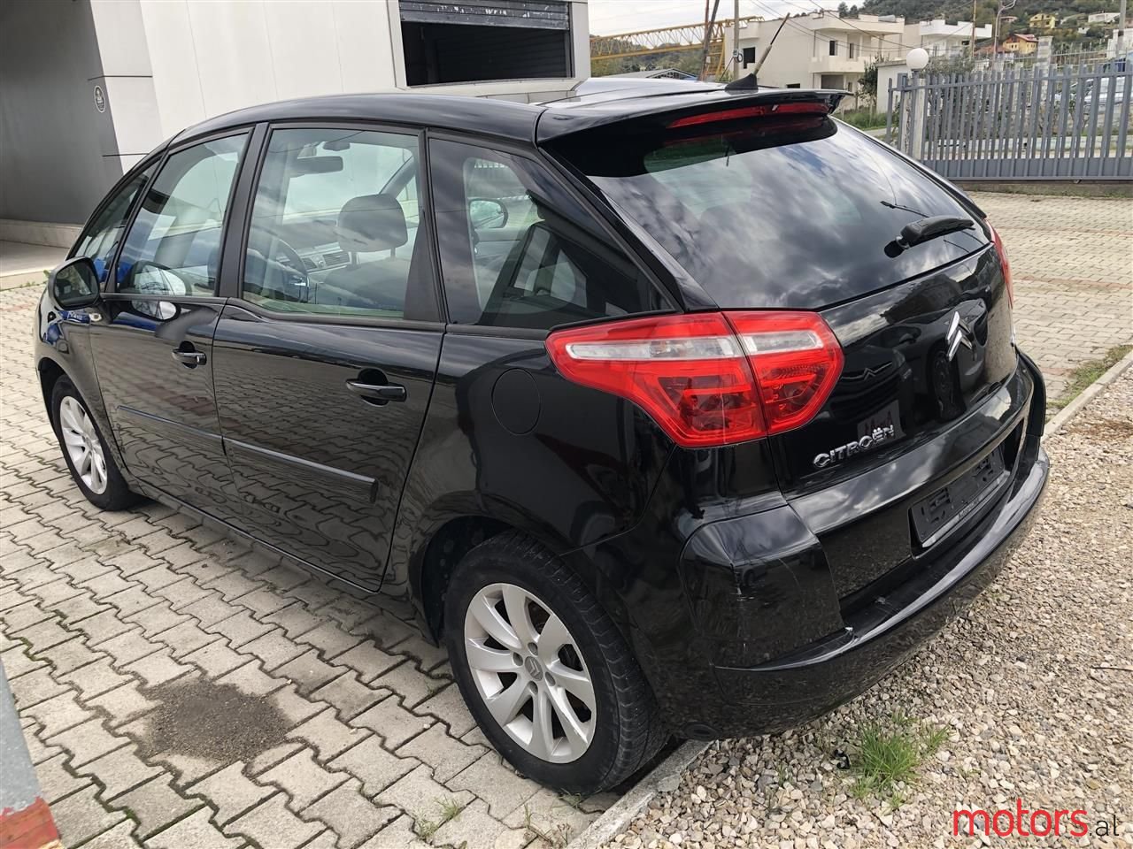 2008' Citroen Grand C4 Picasso photo #3