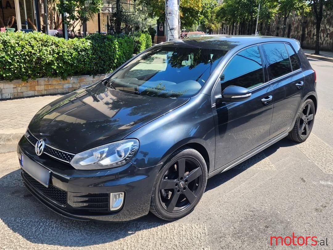 2012' Volkswagen Golf photo #1