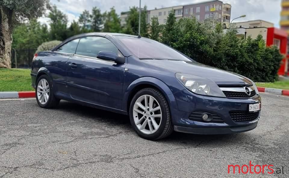 2006' Opel Astra photo #2