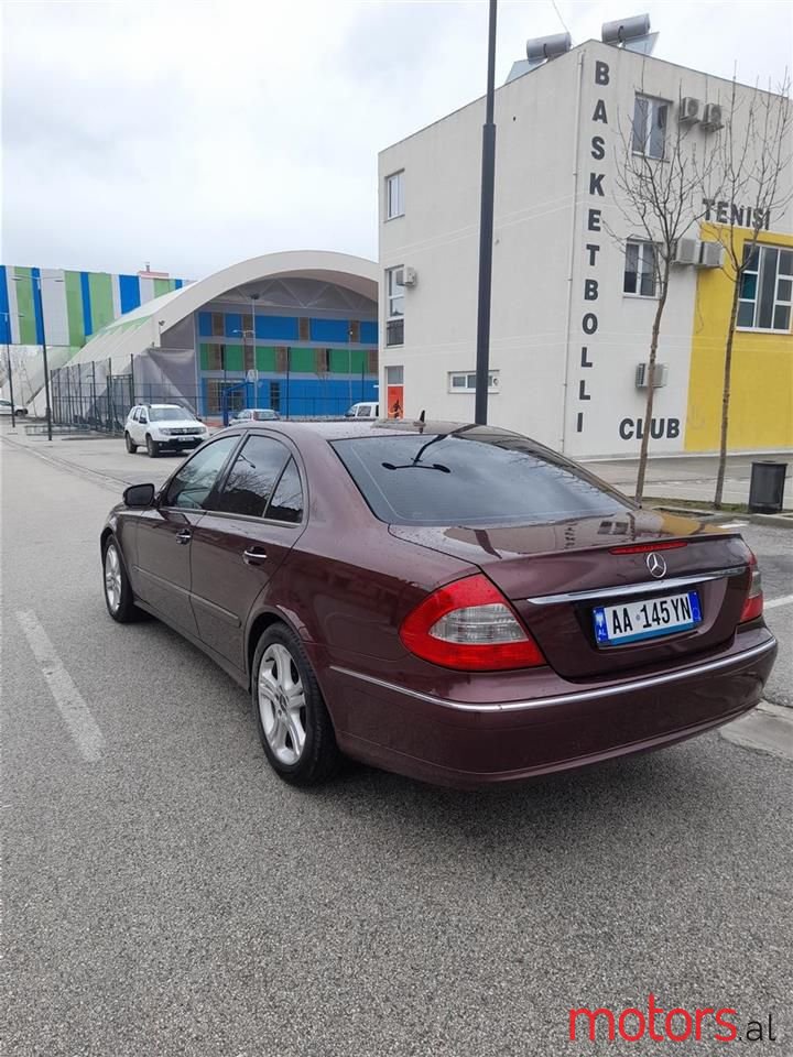 2007' Mercedes-Benz E 220 photo #4