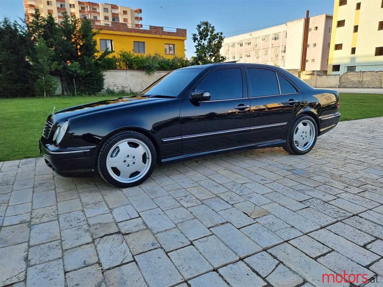 2002' Mercedes-Benz E 55 AMG photo #4
