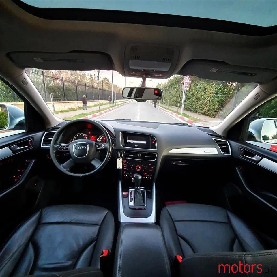 2012' Audi Q5 photo #4