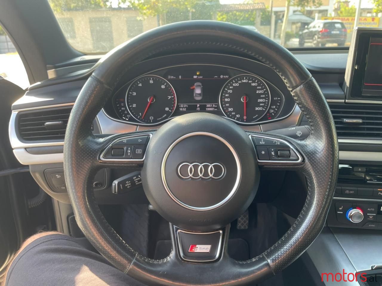 2011' Audi A7 photo #2