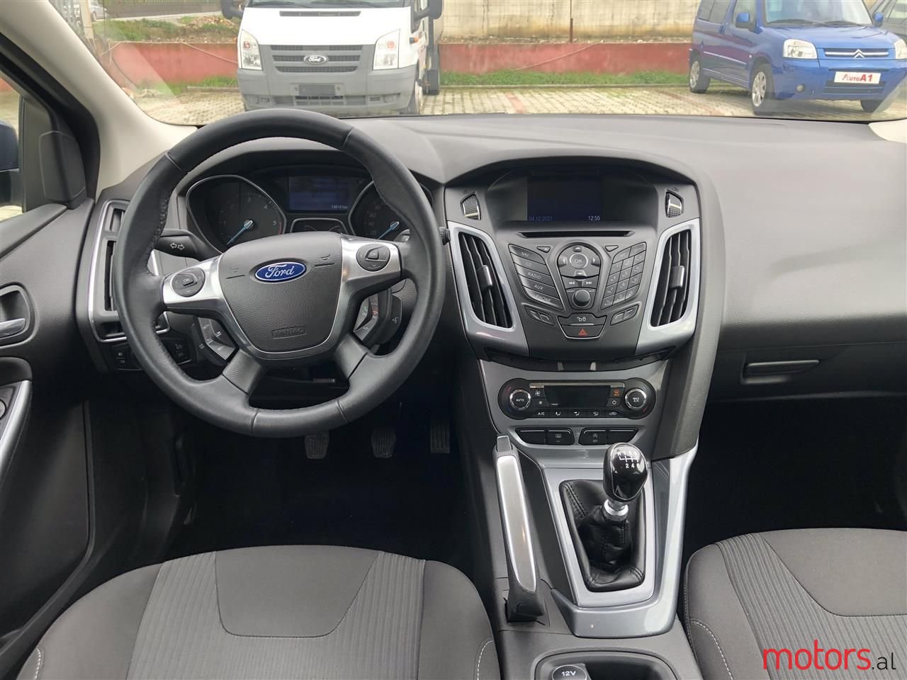 2012' Ford Focus photo #6