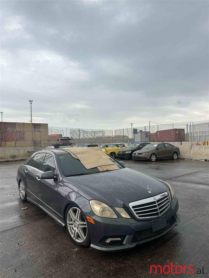 2010' Mercedes-Benz E 55 AMG photo #1