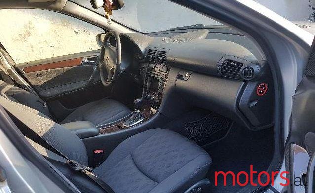 2001' Mercedes-Benz C-Class photo #1