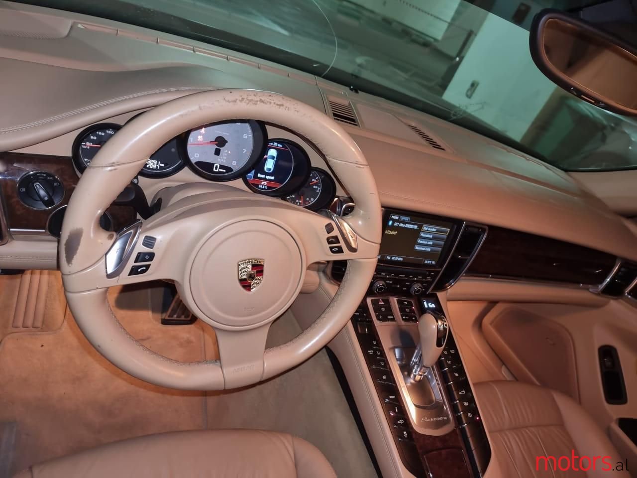 2010' Porsche Panamera photo #5