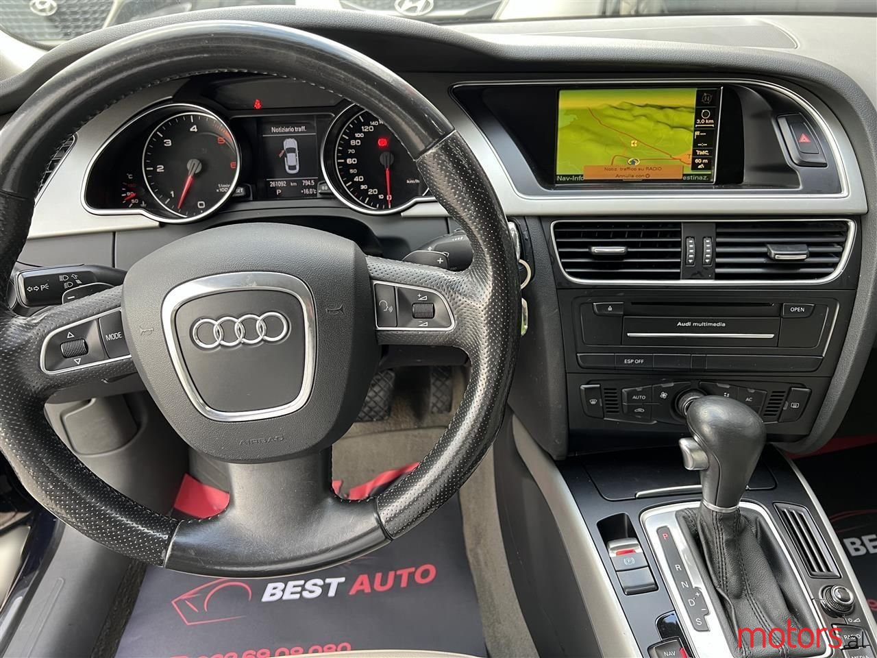 2010' Audi A5 photo #5