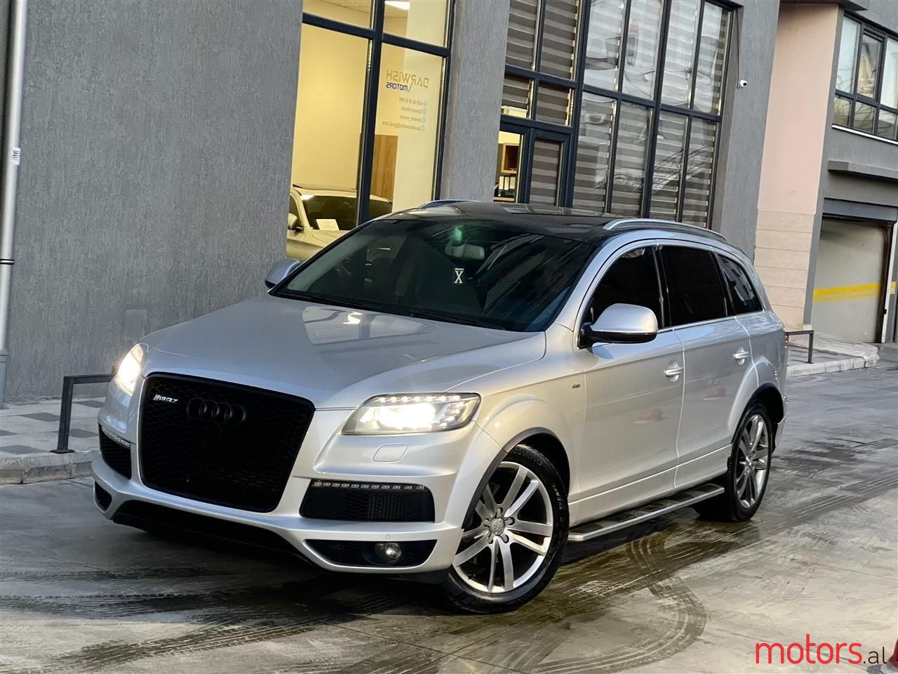 2012' Audi Q7 photo #1