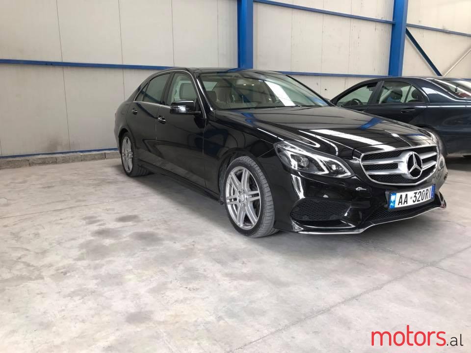 2013' Mercedes-Benz E-Class 300 photo #6