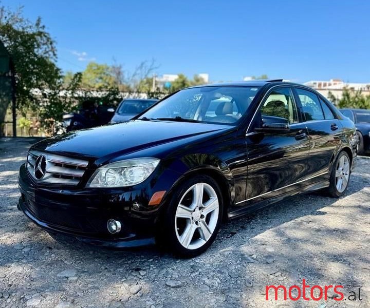 2010' Mercedes-Benz C 300 photo #1