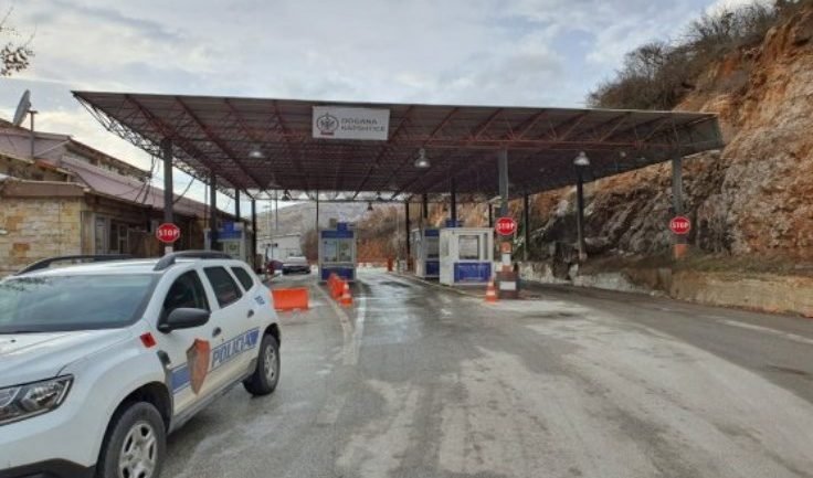 Greqia mban mbyllur kufirin me Shqipërinë deri në 31 maj