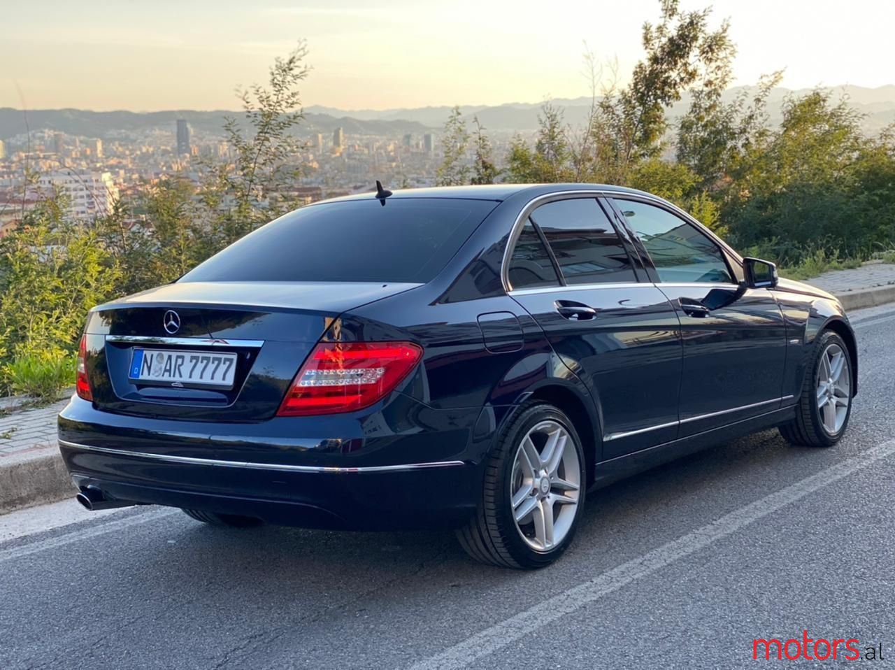 2012' Mercedes-Benz C 250 photo #5