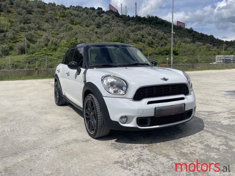 2012' MINI Cooper Countryman photo #2