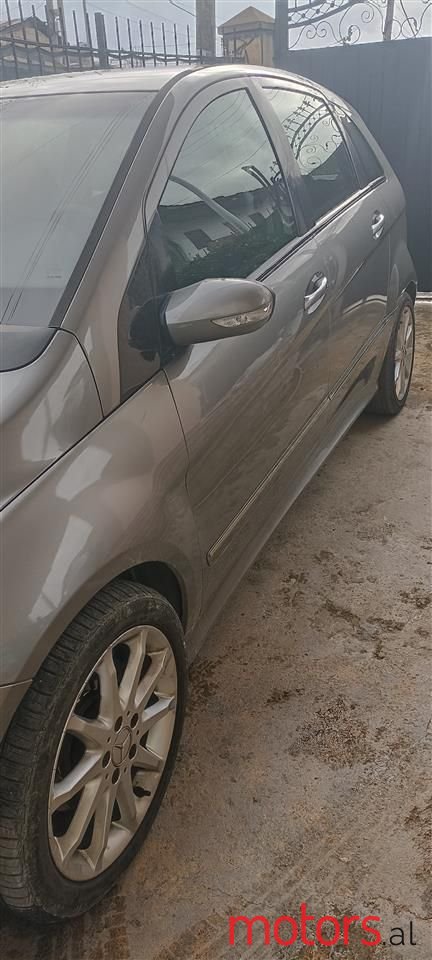 2006' Mercedes-Benz B 180 photo #4