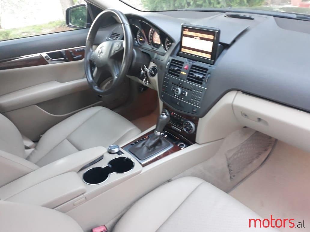 2011' Mercedes-Benz C 30 Amg photo #5