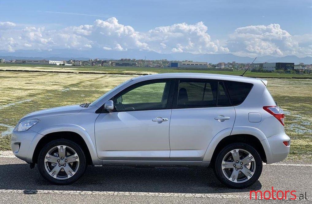 2009' Toyota RAV4 photo #1