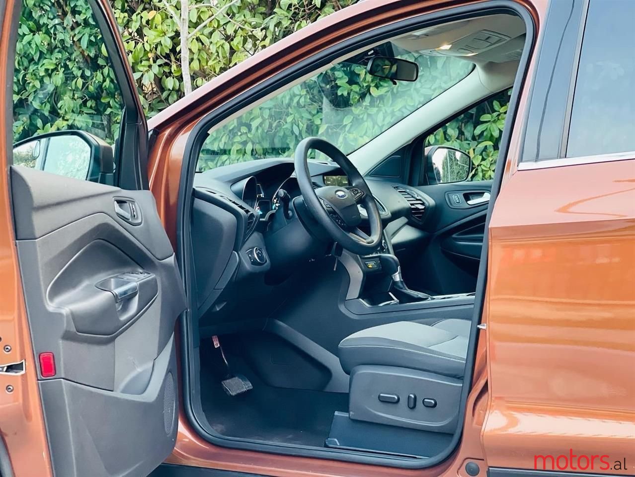 2017' Ford Kuga photo #6