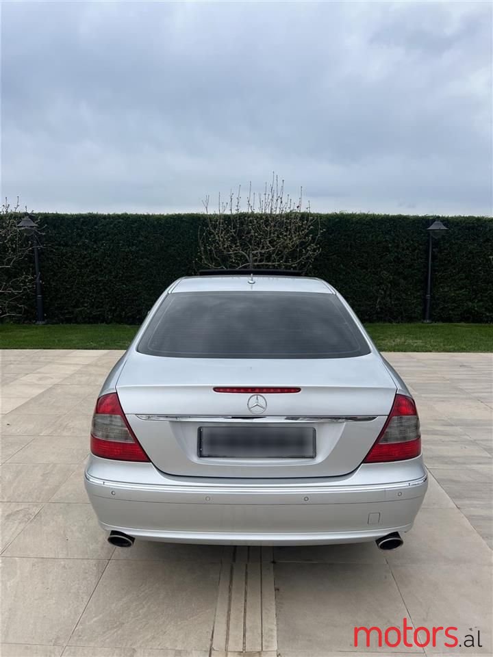 2008' Mercedes-Benz E 280 photo #4